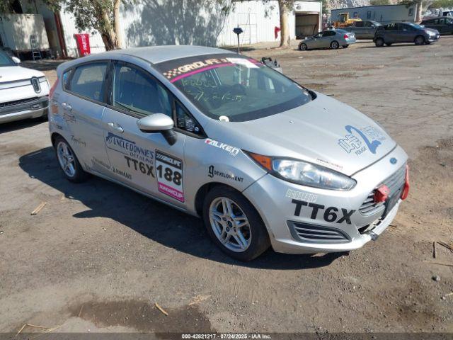  Salvage Ford Fiesta