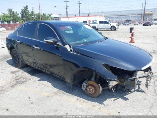  Salvage Hyundai Genesis