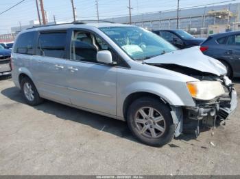  Salvage Chrysler Town & Country