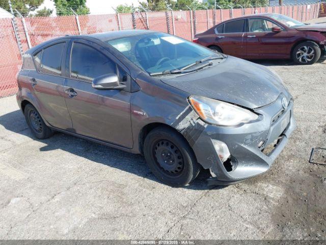  Salvage Toyota Prius c