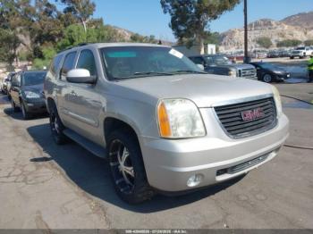  Salvage GMC Yukon