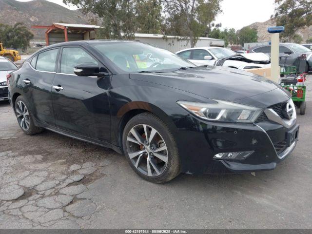  Salvage Nissan Maxima