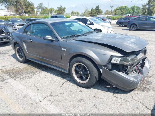  Salvage Ford Mustang
