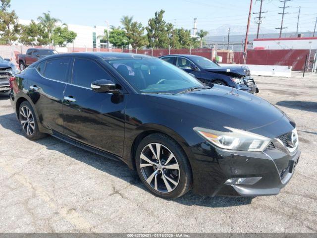  Salvage Nissan Maxima