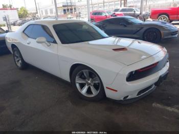  Salvage Dodge Challenger