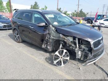  Salvage Kia Sorento