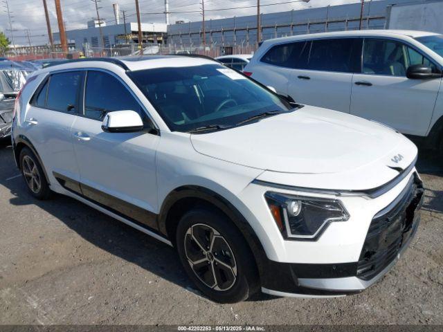  Salvage Kia Niro