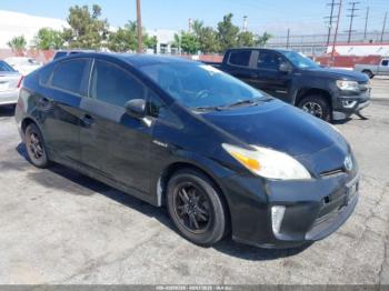  Salvage Toyota Prius