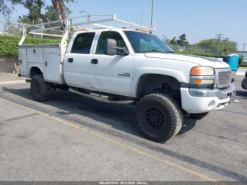  Salvage General Motors Sierra 3500 Classic