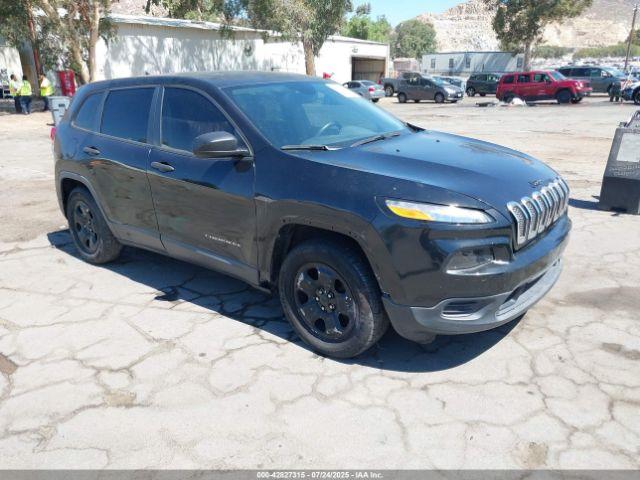  Salvage Jeep Cherokee
