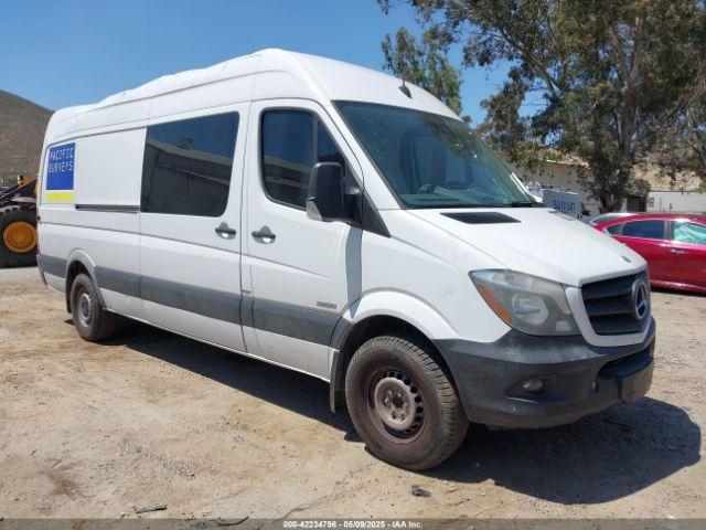  Salvage Mercedes-Benz Sprinter 2500
