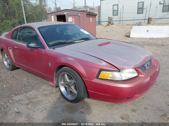  Salvage Ford Mustang