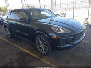  Salvage Porsche Cayenne