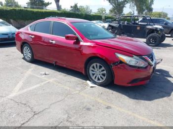  Salvage Nissan Altima