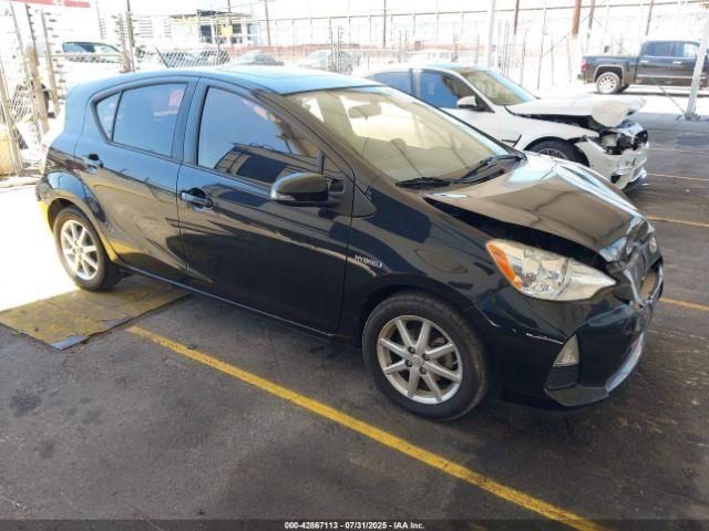  Salvage Toyota Prius c