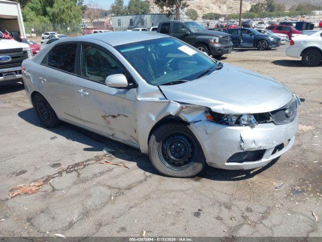  Salvage Kia Forte