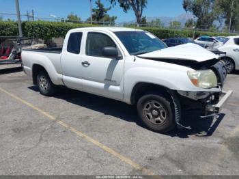  Salvage Toyota Tacoma