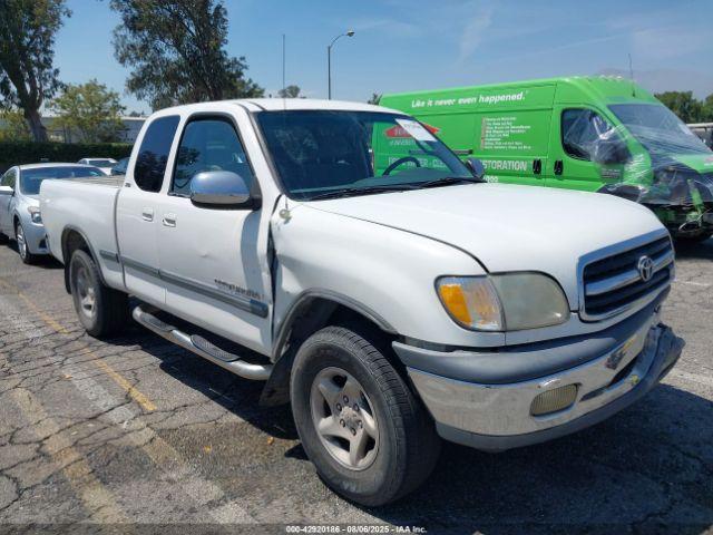  Salvage Toyota Tundra