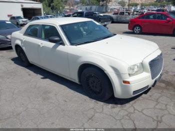  Salvage Chrysler 300
