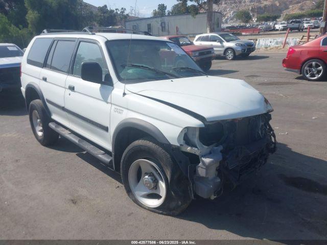  Salvage Mitsubishi Montero Sport