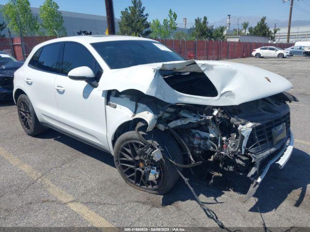  Salvage Porsche Macan