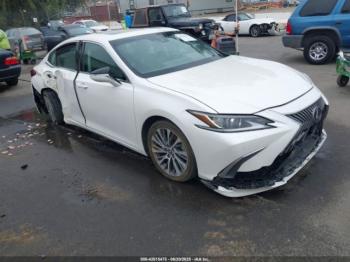 Salvage Lexus Es