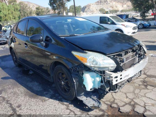  Salvage Toyota Prius