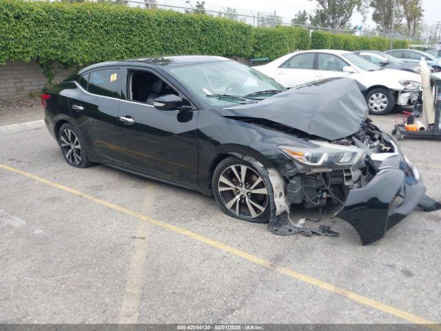  Salvage Nissan Maxima