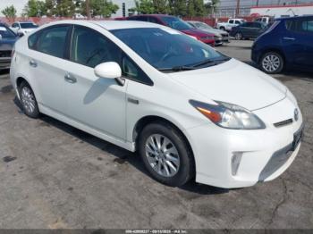  Salvage Toyota Prius