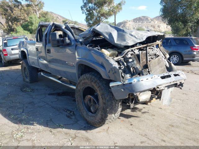  Salvage Chevrolet Silverado 2500