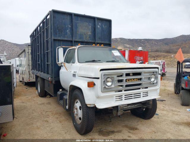  Salvage General Motors Box Truck