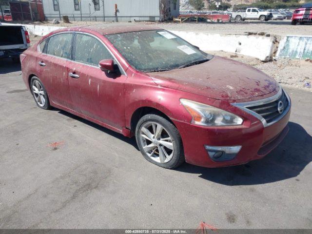  Salvage Nissan Altima