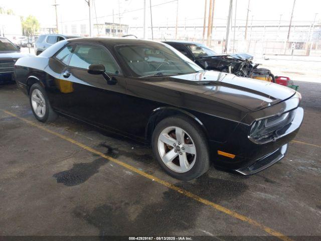  Salvage Dodge Challenger