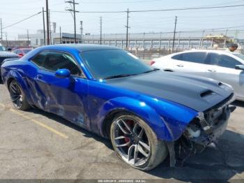  Salvage Dodge Challenger
