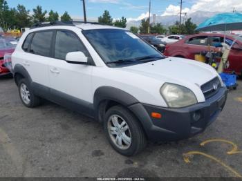 Salvage Hyundai TUCSON