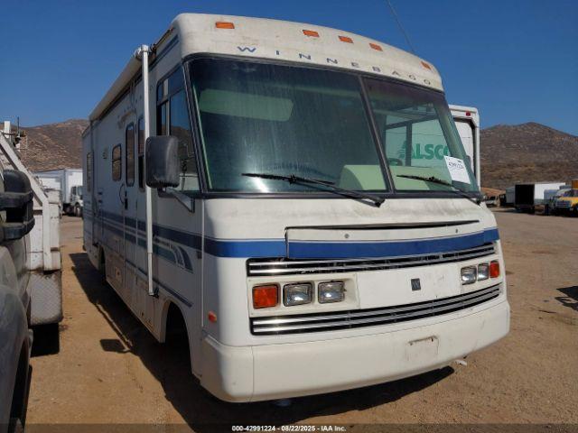  Salvage Chevrolet P30