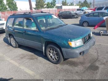  Salvage Subaru Forester