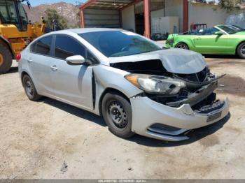  Salvage Kia Forte