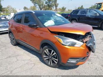  Salvage Nissan Kicks