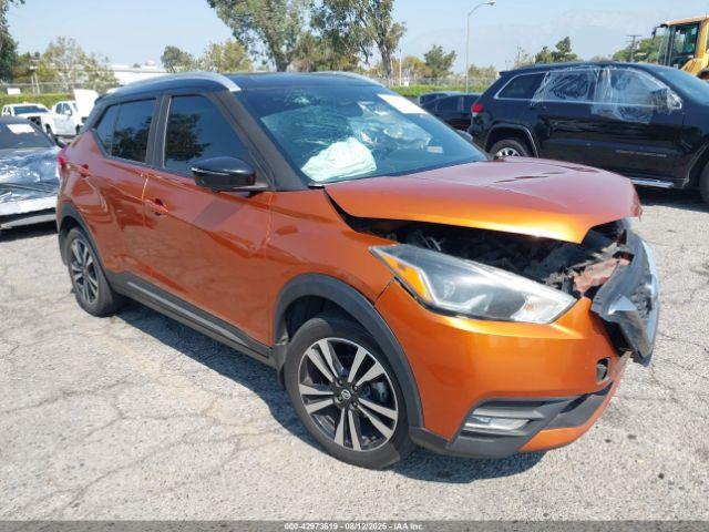  Salvage Nissan Kicks