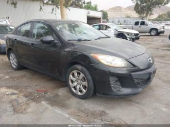  Salvage Mazda Mazda3