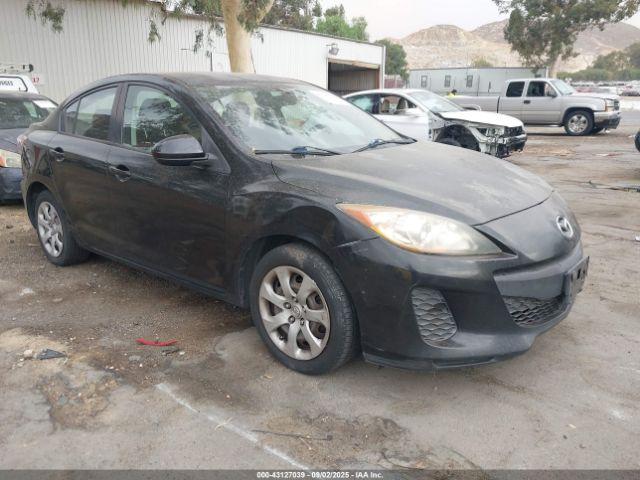  Salvage Mazda Mazda3