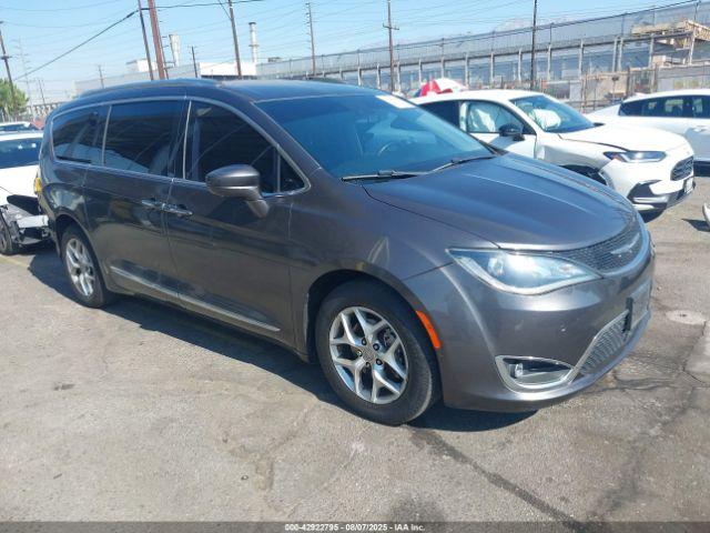  Salvage Chrysler Pacifica