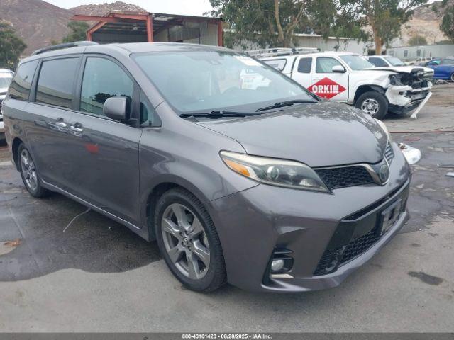  Salvage Toyota Sienna