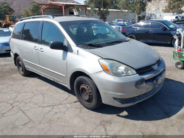  Salvage Toyota Sienna