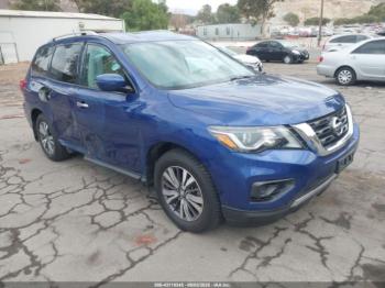  Salvage Nissan Pathfinder
