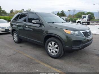 Salvage Kia Sorento