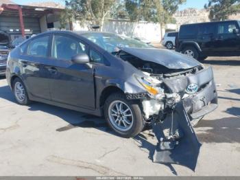  Salvage Toyota Prius