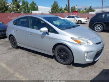  Salvage Toyota Prius