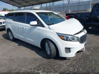  Salvage Kia Sedona